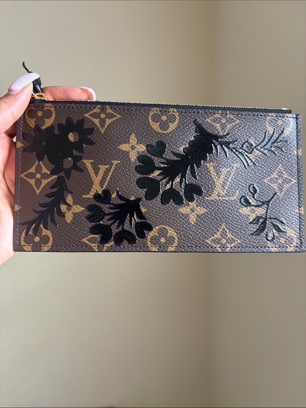 Louis Vuitton Brown Monogram Floral Envelope Crossbody with Gold Chain - Picture 8 of 9